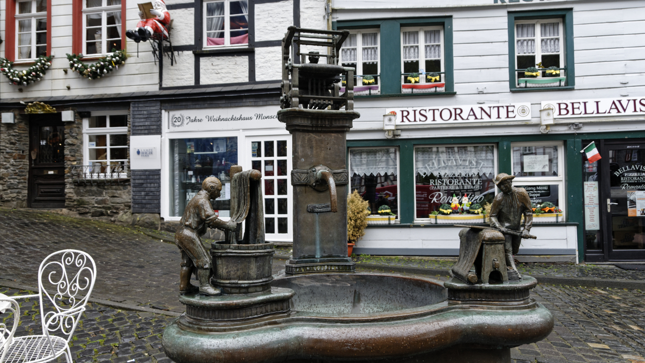 20170504  3706  Monschau, North RhineWestphalia, Germany
